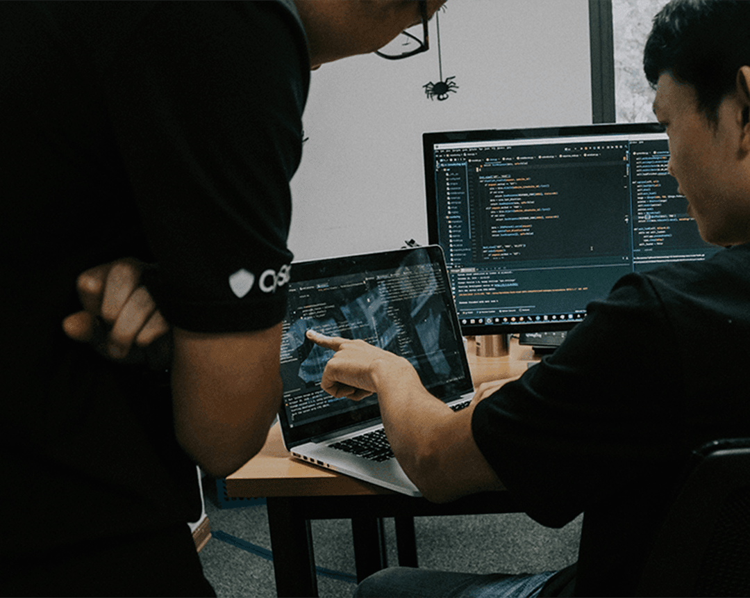  When Your Business Needs a CTO but Can't Afford One Full-Time  The Fractional Model Explained